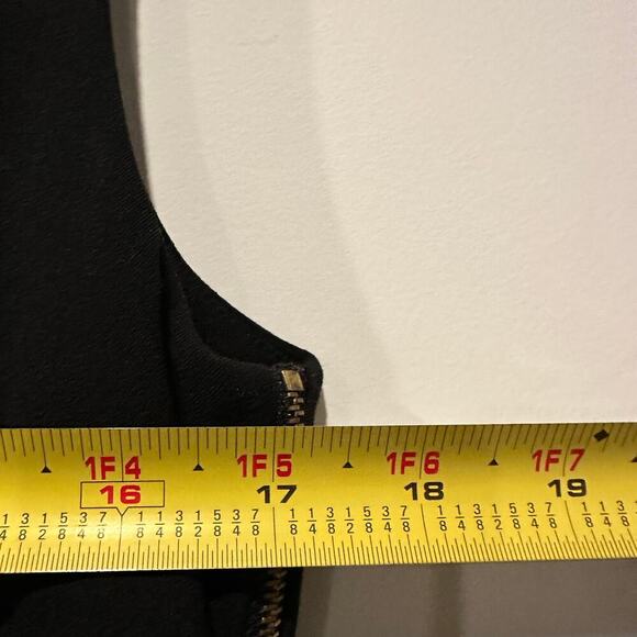 Calvin Klein Size 8 LBD Sleeveless Side Zip Mini Sheath Dress Black Career Work - Picture 9 of 11